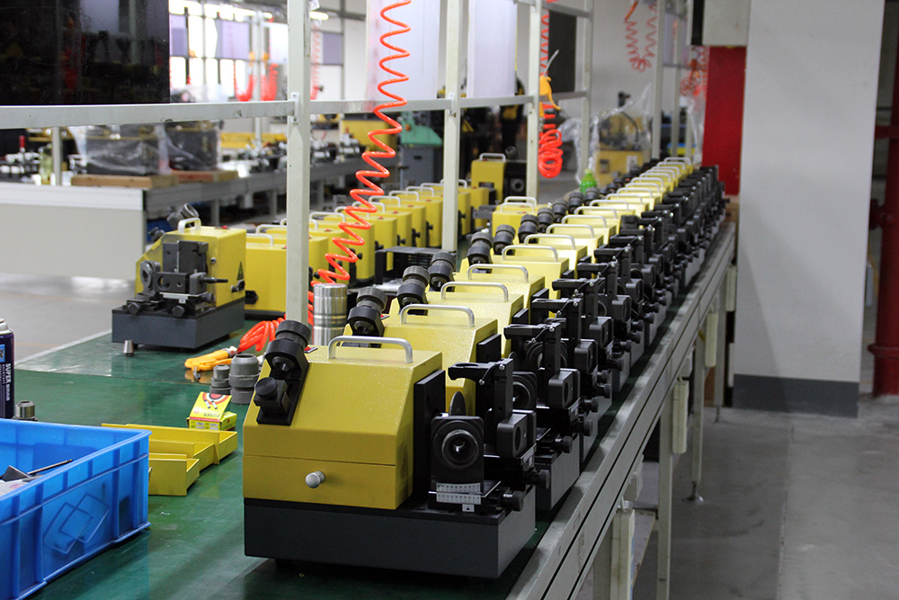 【溫嶺日報(bào)采訪美日機(jī)床】小機(jī)床網(wǎng)絡(luò)月銷五十萬元